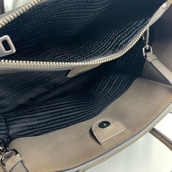 Auth Vtg Prada 2way Twin Pocket Glacé Tote Bag in Pomice Preloved Iconic Shape - Picture 15 of 16